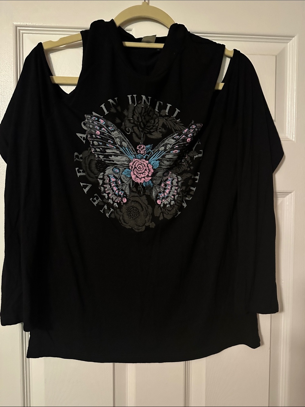 VENUS Black Cold-Shoulder Butterfly & Rose Graphic Top
